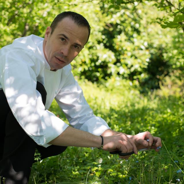 « J'ai dû réembaucher entre les deux confinements, tellement nous avons eu de monde durant cette période », confie le chef étoilé Christophe Hay.