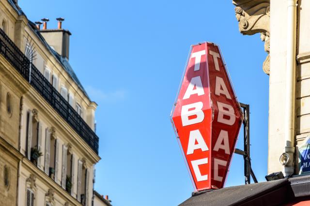 'Les commerces dits essentiels comme les tabacs secs, superettes et supermarchés, résistent mieux sur le marché de la cession-acquisition.'