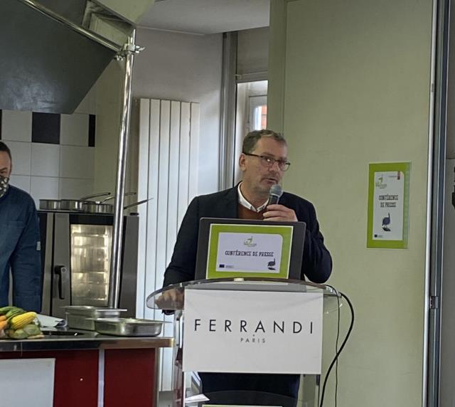 Jean-Louis Zwick, président du CIP-Pintade, est intervenu tout au long de la conférence qui a eu lieu à Ferrand (Paris VIe).