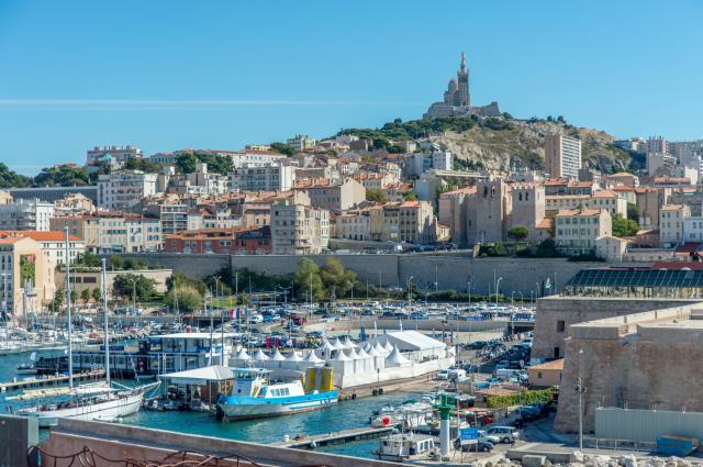 Marseille, comme d'autres agglomérations de province,
