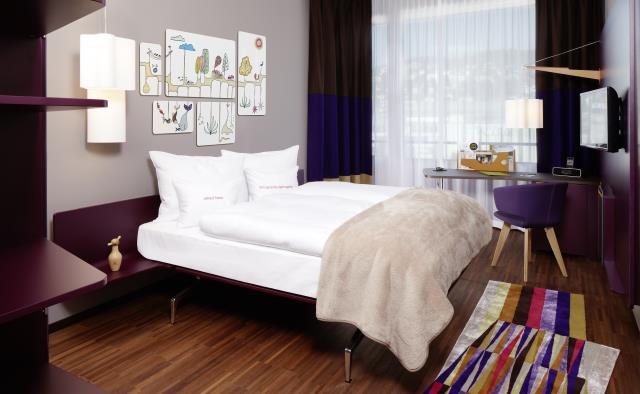 Une chambre or de l'hôtel 25hours de Zurich Ouest.