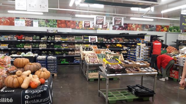 Comme à Lyon Gerland, l'offre locale et le frais ont été enrichis.