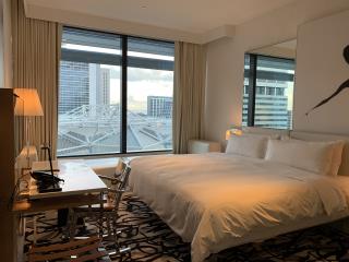 La chambre d'Anne-Claire Jozan au JW Mariott Singapore Hotel South Beach