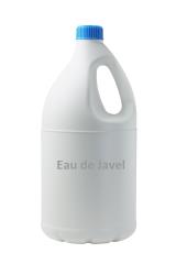 Mal utilisée, l'eau de Javel peut devenir dangereuse. Elle doit être diluée avec de l'eau froide ou...