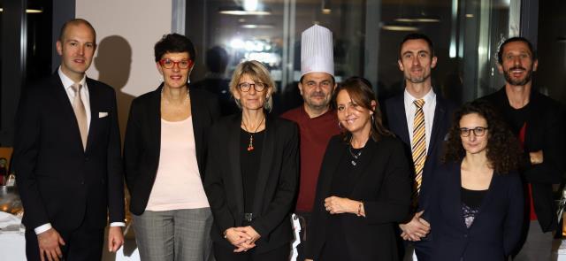 François Lenne et l'équipe pédagogique de l'école hôtelière du périgord