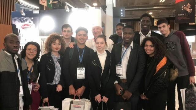 Les apprentis du CFA Belliard au salon EquipHotel