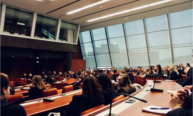 Les BTS MHR de Dumas dans l'hémicycle du conseil de l'Europe