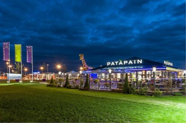 Patāpain compte cinquante points de vente.