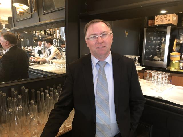 Didier Marin, gérant La Brasserie Grimbergen à Grand Var et ses 300 à 400 couverts/jour