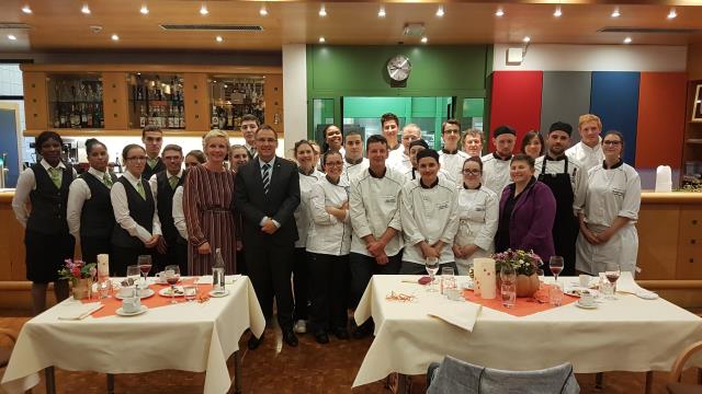 Les apprentis du CFPPA Adrien Zeller au Lycée Bonnevoie à Luxembourg-Ville.