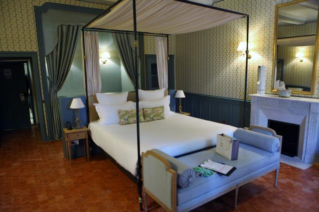 Dans la partie historique de l'hôtel, les chambres sont aménagées de manière très classique.