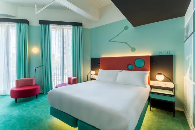 Chaque hôtel est conçu comme la maison d'un ami imaginaire, féru de design.