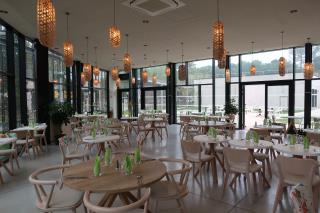 Le restaurant compte 70 places en intérieur et 40 en terrasse.