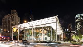 Le flagship McDonald's, ouvert à Chicago, prend des allures d'Apple Store