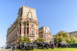 L'Hôtel du Palais, construit en 1855 à quelques mètres de la plage de Biarritz.