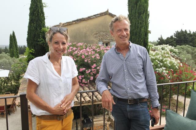 Sophie de Bouteiller et Guillaume Multrier attentifs à tous les détails depuis l'ouverture.