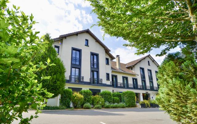 L'hôtel-restaurant La Mire, à Méreau, adhère au groupe Logis Hôtels depuis 2022.