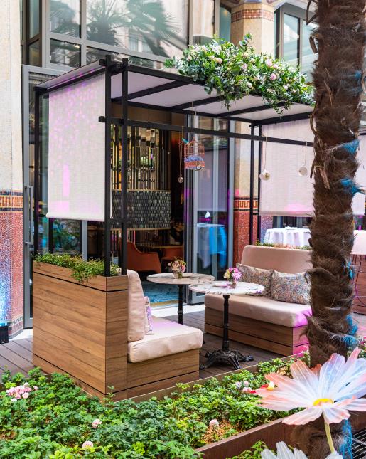 Le Patio des merveilles de l'hôtel Prince de Galles, à Paris.