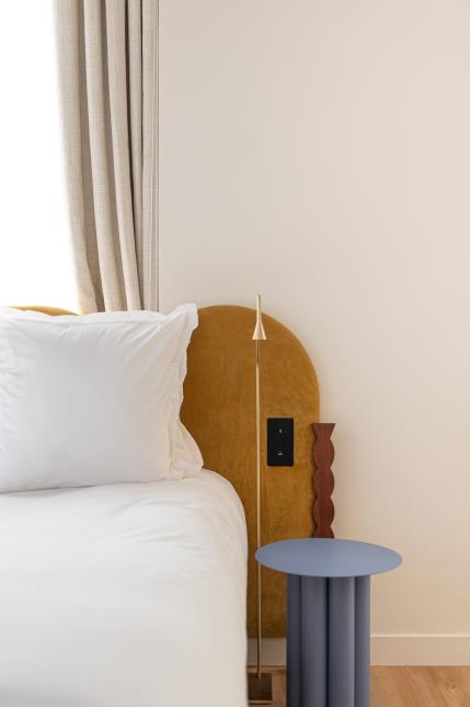 Une des nouvelles chambres de l'hôtel Saint-Julien.