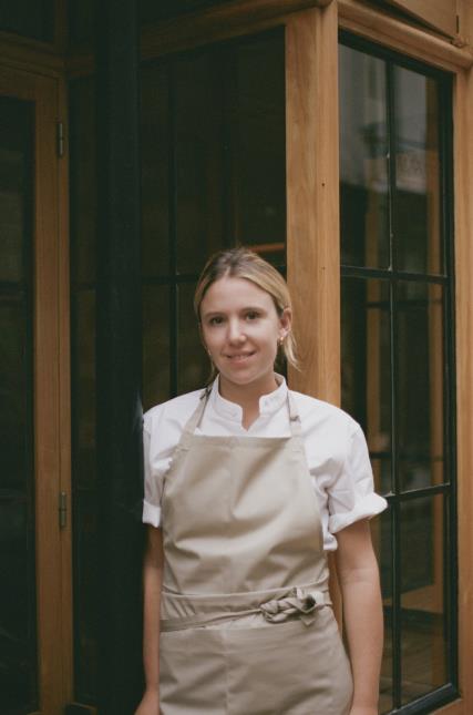 Manon Fleury pilote son propre restaurant gastronomique, Datil, à Paris.