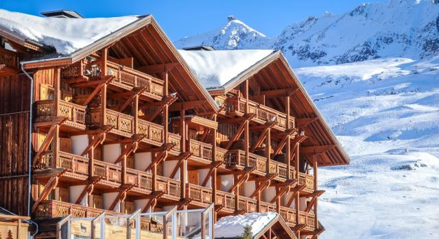 L'hôtel Le Chamois d'or à l'Alpe d'Huez (Isère) a été racheté par Les Étincelles Collection.