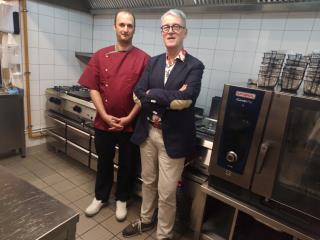 Alexandre Gilbert, chef de cuisine, et Alain Beauvoir, propriétaire de l'établissement.