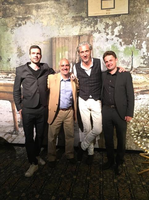 De gauche à droite : Harm Sas (manager de Marcel Wanders Studio), Jean-Pierre Bandeira (pdg de Light Human Hotel), le designer Marcel Wanders et l'architecte Julien Veyron (Atelier Arcau)