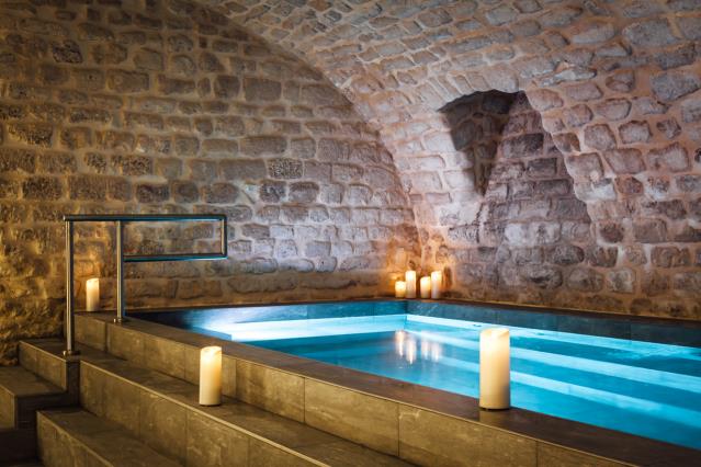 le coin bien etre et sa piscine