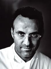 Massimo Bottura, le chef de l'Osteria Francescana à Modène, 3 étoiles Michelin.
