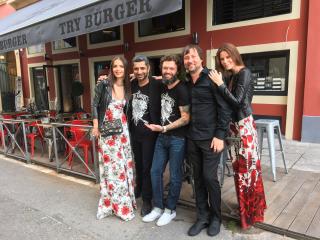 Sylvestre Wahid et les créateurs de 'Try Burger': un concept haut de gamme