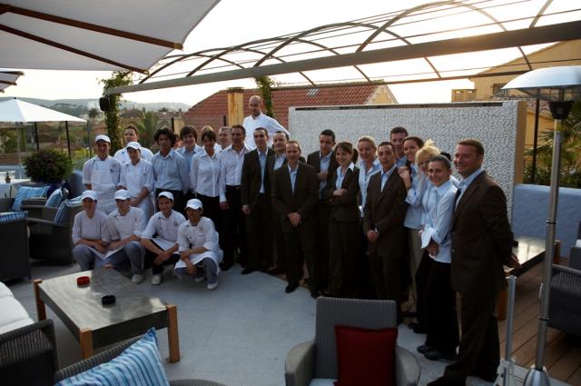Au Byblos, à Saint-Tropez, 40 employés à l'année, 300 en saison.