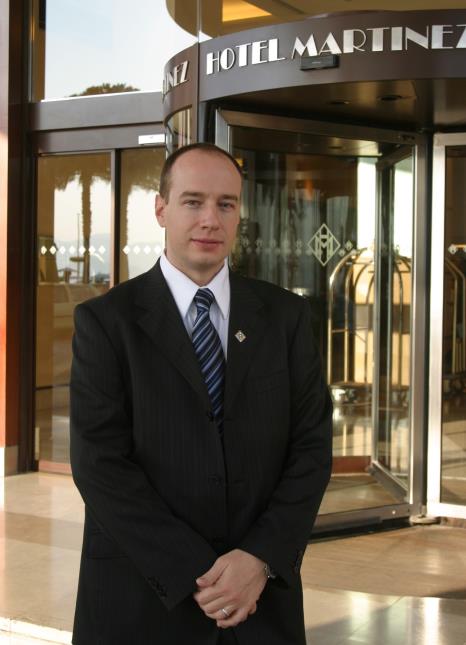 Stéphane Carrière, DRH de l'hôtel Martinez à Cannes : proposer un logement est un véritable atout.