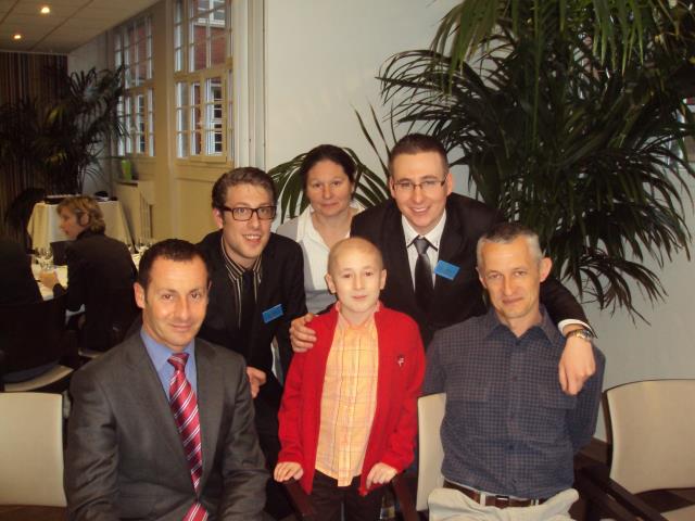 Bruno de Monte directeur de ferrandi, Pierre Chenut, vice-président de l'association, la maman, Yann, Cédric Charreire, président, le papa
