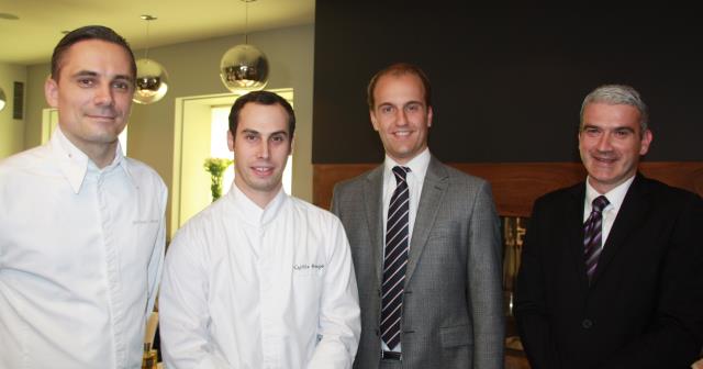De gauche à droite, le chef Jérôme Lebeau et son second, Cyrille Rougé, Charles-Henri Ducret et Sébastien Yvinec, maître d'hôtel