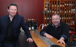 Christophe Garnier et Frédéric Laloy misent sur le vin à prix très raisonnable : le prix caviste et...