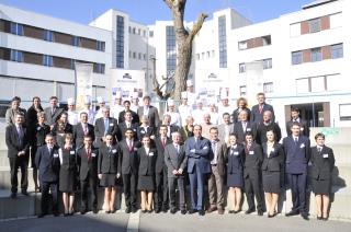 L'ensemble des lauréats et membres du jury présidés cette année par Patrick Scicard, président du...