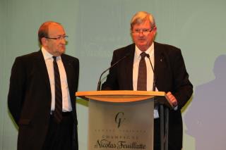 Dominique Pierre, directeur général de Nicolas Feuillatte, et Sylvain Delaunois, président du...