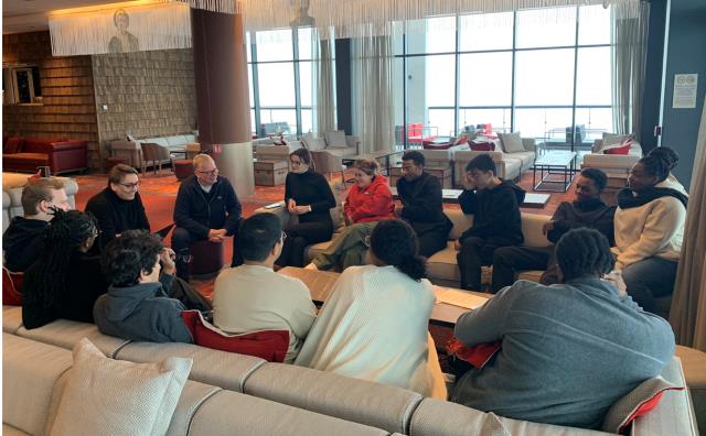 table ronde entre les MCOR et David Brust-Lecomte, chargé du recrutement Club Med