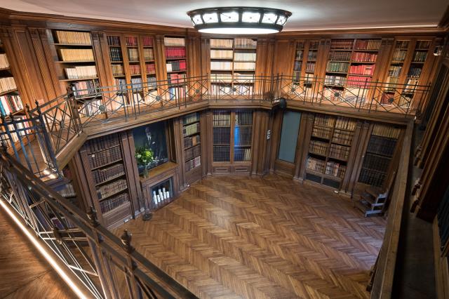 La bibliothèque du Grand Hotel Central de Barcelone (Espagne), où sera consacrée une section réservée aux écrivains ayant séjourné dans l'établissement.