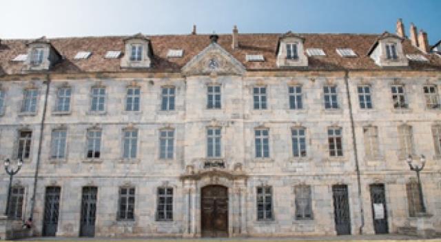 Loiseau des Temps à Besançon.