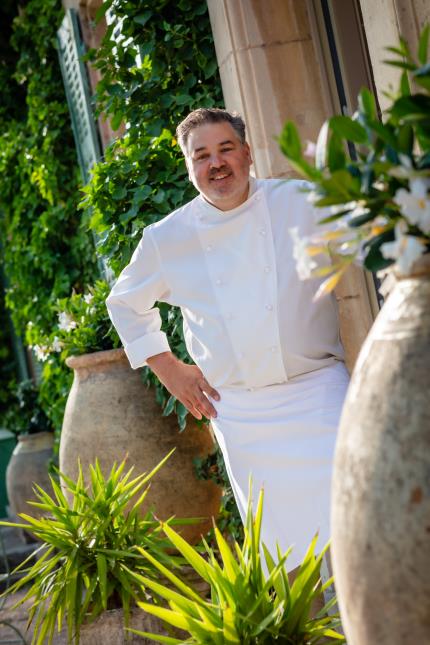 Mathias Dandine revisite la cuisine provençale à La Bastide Bourrelly.