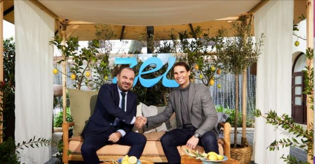Lancement de l'enseigne ZEL par Gabriel Escarrer, PDG de Meliá Hotels, et le joueur de tennis Rafael Nadal.