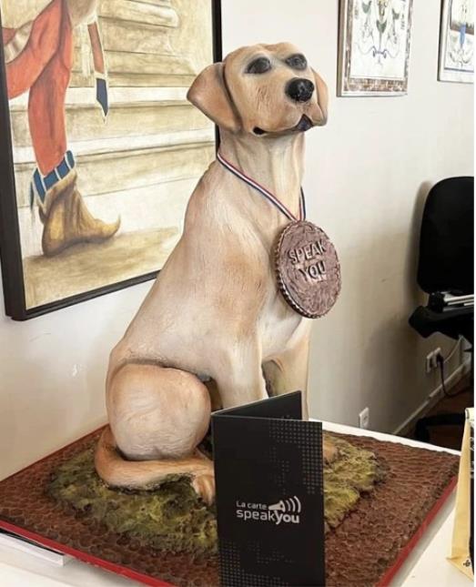 Le chien Belliard : pièce en chocolat de 40 kilos