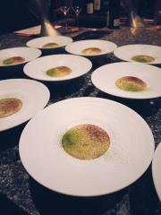 Les 'Pois chiches au curry forestier' du chef étoilé Thomas Cabrol.