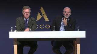 Sébastien Bazin et Jean-Jacques Morin présentent les résultats financiers du groupe Accor à...