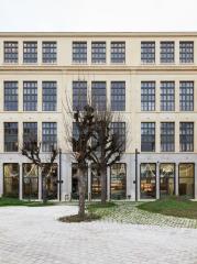 Pilo est situé dans l'ancien collège François Truffaut, établissement du XIXe siècle réhabilité en...