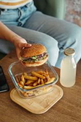 Pour la diététicienne nutritionniste Corinne Mairie, les systèmes de consigne en verre sont les plus positifs en termes de santé et d'environnement.