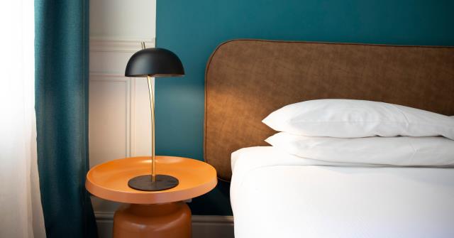 Une chambre du Royal Hôtel de Montpellier (Hérault).