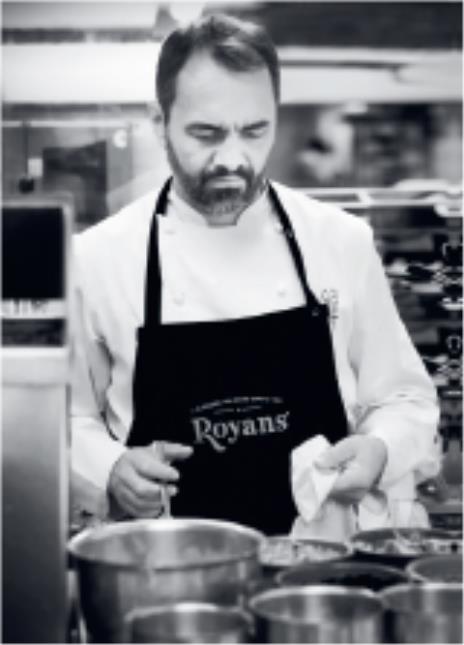 Christophe Aribert, chef 2 étoiles Michelin à la Maison Aribert.