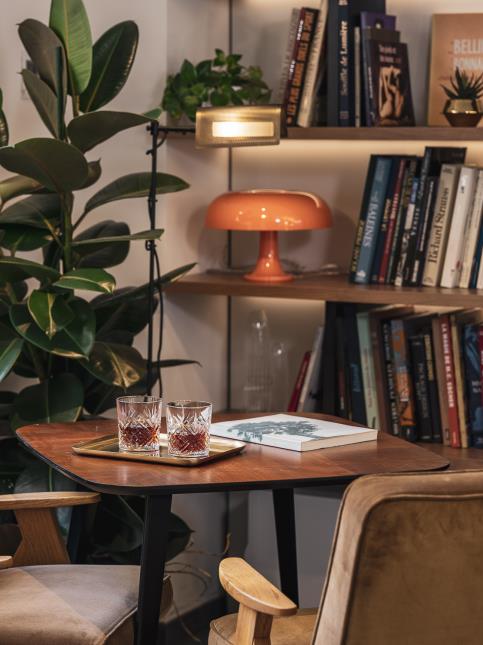 L'offre de boissons évolue au fil de la journée et de la soirée.